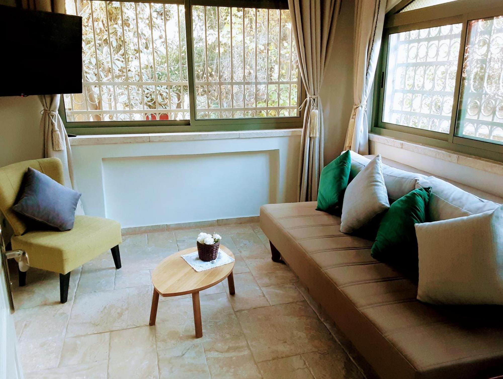 Hotel Sholi Crown Gerusalemme Esterno foto