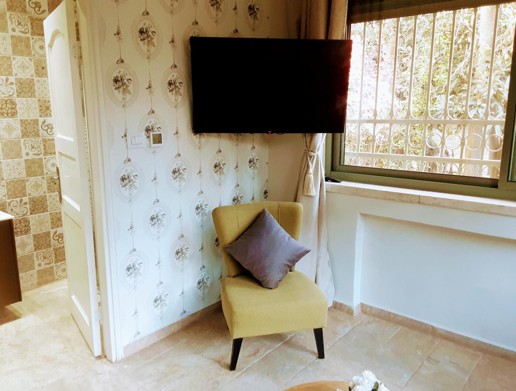 Hotel Sholi Crown Gerusalemme Esterno foto