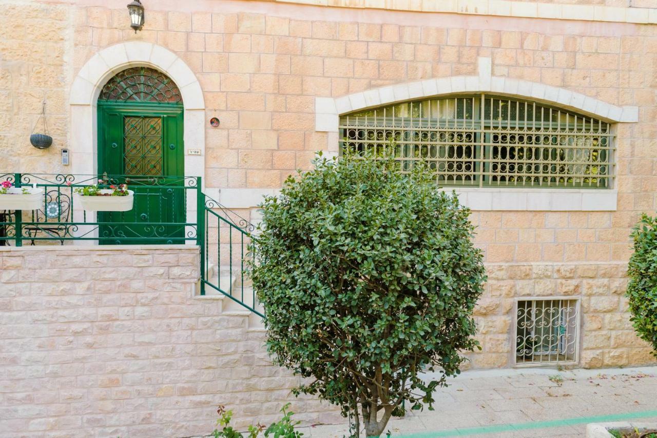 Hotel Sholi Crown Gerusalemme Esterno foto